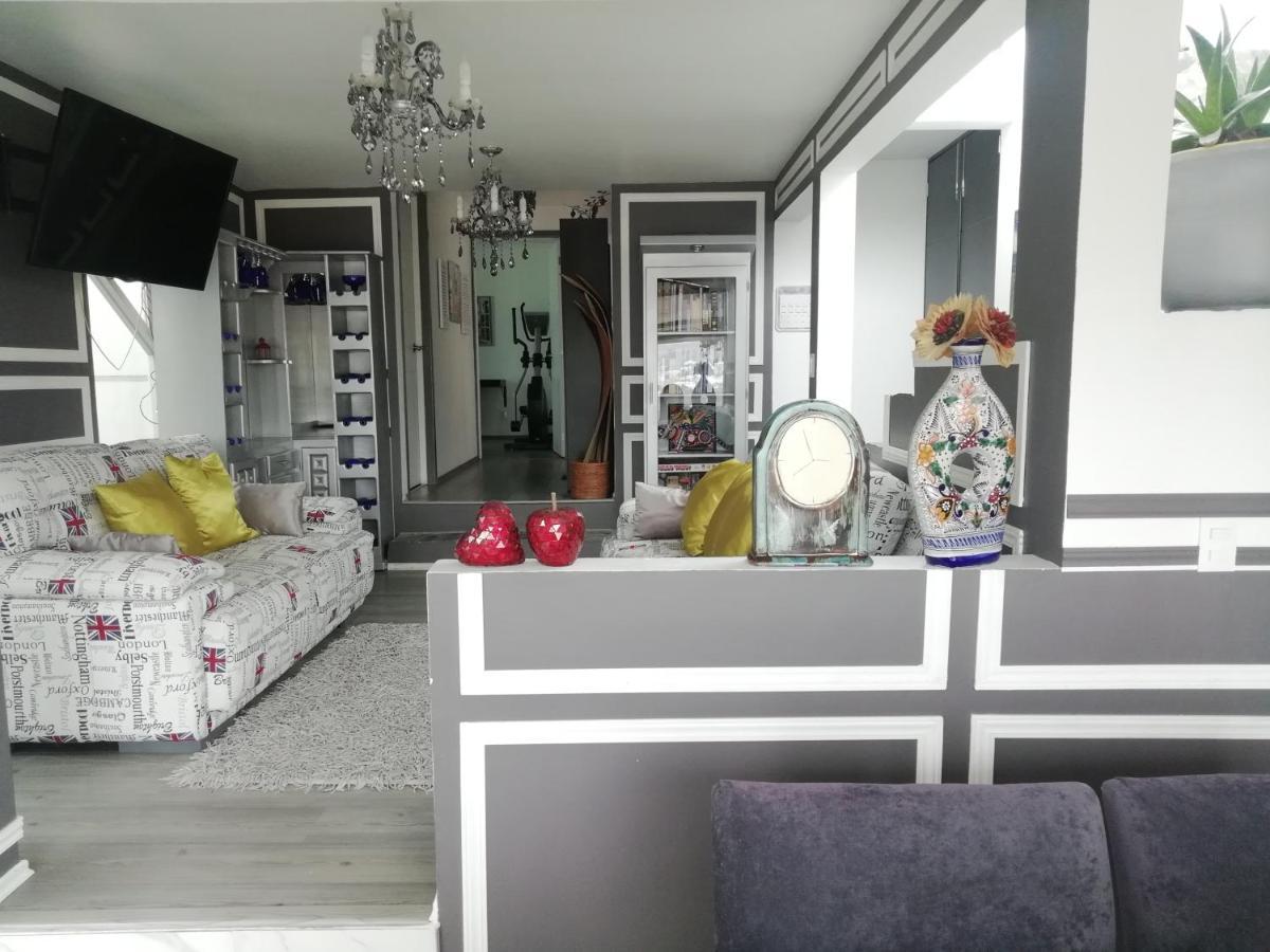Homestay Otomi - Seguridad, 10min De Centros Comerciales & Zona Esmeralda - Empresas Bienvenidas *